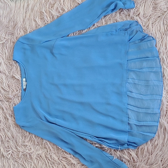 Jennifer Lopez Tops - ▪︎Jennifer Lopez Pleated Blouse▪︎